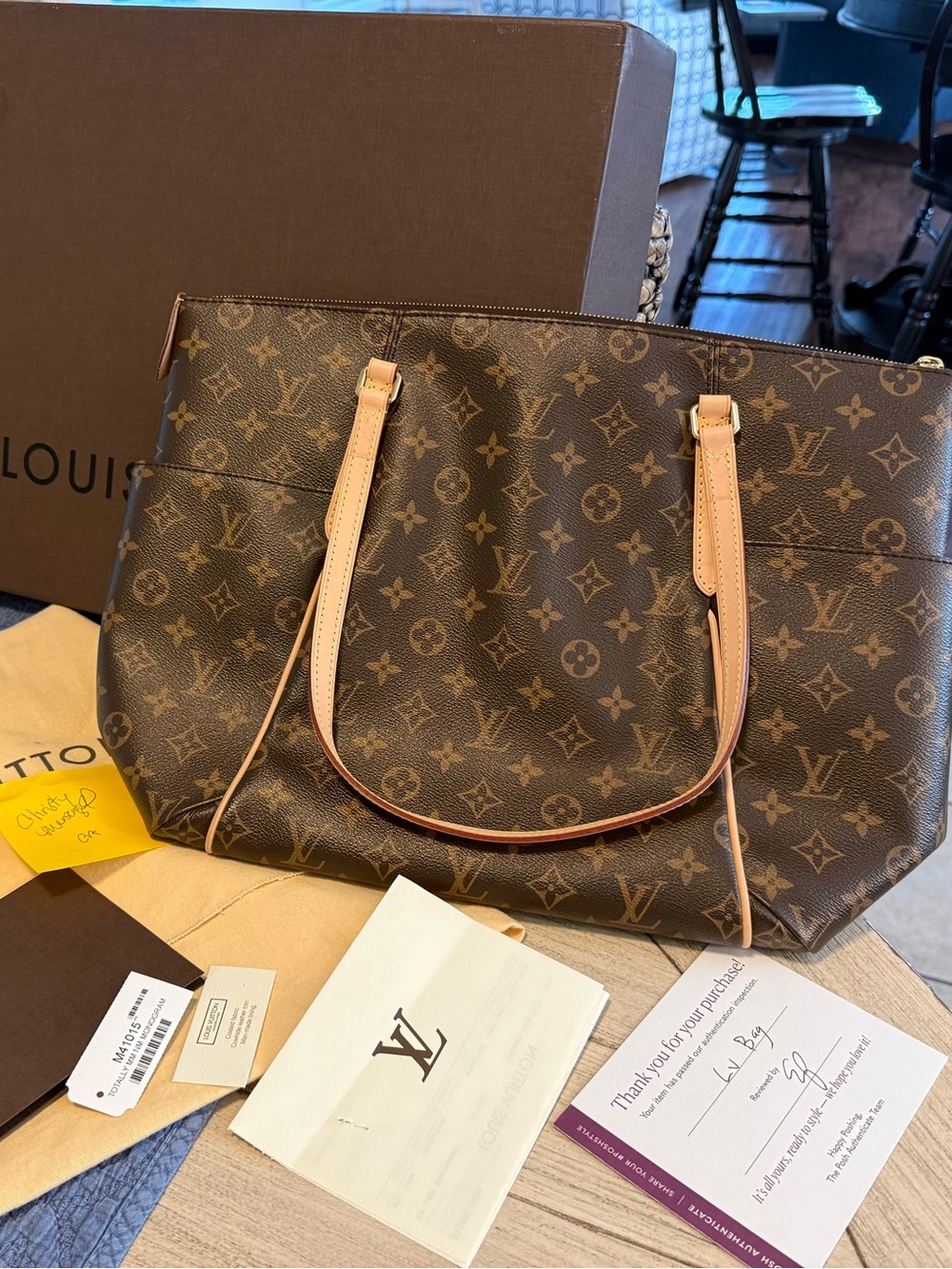 Louis Vuitton Totally MM - NEVER USED!